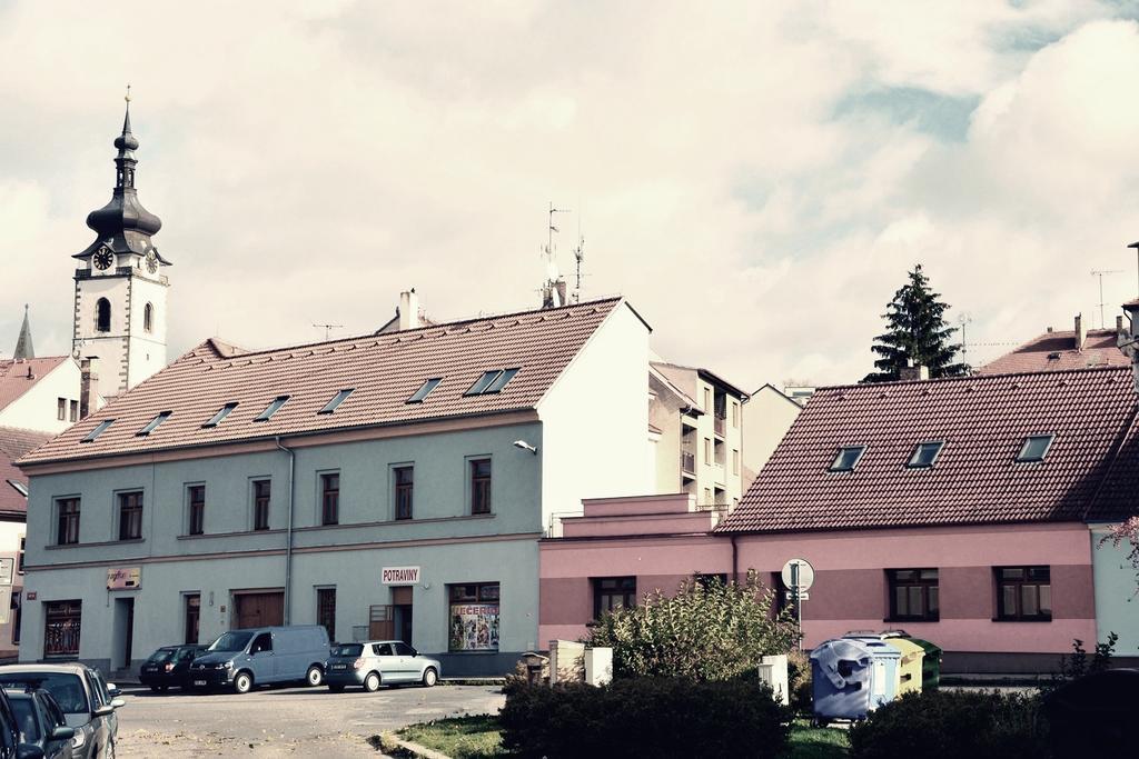Apartmany Pod Putimskou Branou Písek Kültér fotó